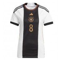 Billiga Tyskland Leon Goretzka #8 Hemma fotbollskläder Dam VM 2022 Kortärmad